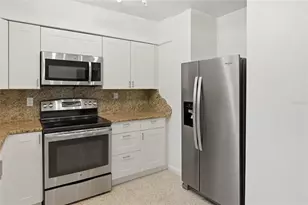 2627 Dueby St, Sarasota, FL 34231 - Photo 10