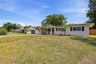 2627 Dueby St, Sarasota, FL 34231 - Photo 4