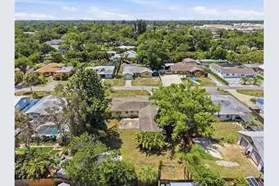 2627 Dueby Street, Sarasota, FL 34231 - Photo 42