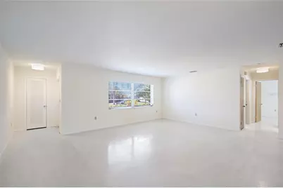 3305 Highland Avenue W, Bradenton, FL 34205 - Photo 4