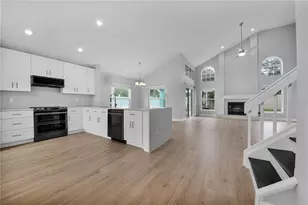 10619 Mossy Creek Ct, Orlando, FL 32825 - Photo 4