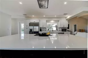 4723 Thomas Hoby Pl, Sarasota, FL 34241 - Photo 8