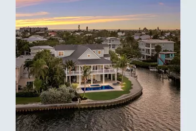 526 56th Street, Holmes Beach, FL 34217 - Photo 2