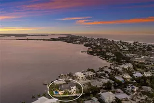 526 56th St, Holmes Beach, FL 34217 - Photo 100