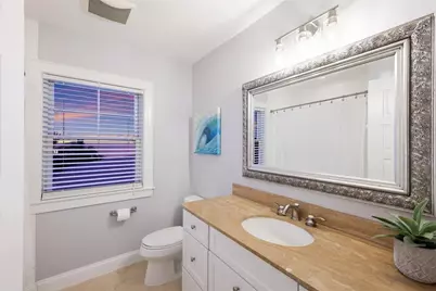 526 56th Street, Holmes Beach, FL 34217 - Photo 44