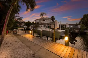 526 56th St, Holmes Beach, FL 34217 - Photo 80