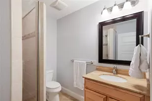 526 56th St, Holmes Beach, FL 34217 - Photo 48