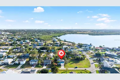727 47th Street W, Palmetto, FL 34221 - Photo 42