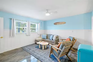 727 47th St W, Palmetto, FL 34221 - Photo 4