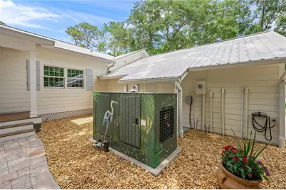 2810 Sarasota Golf Club Boulevard, Sarasota, FL 34240 - Photo 16
