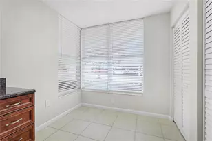 4550 Pinebrook Cir, Bradenton, FL 34209 - Photo 10
