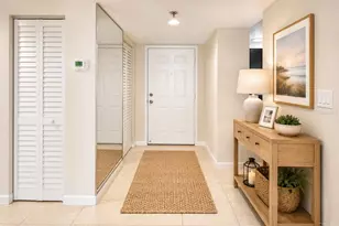 4550 Pinebrook Cir, Bradenton, FL 34209 - Photo 2