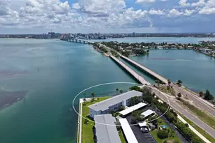 777 John Ringling Blvd, Sarasota, FL 34236 - Photo 2