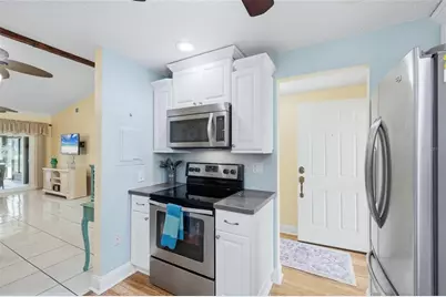 3663 Longmeadow #23, Sarasota, FL 34235 - Photo 10