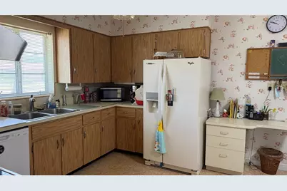 7617 Senrab Drive, Bradenton, FL 34209 - Photo 12