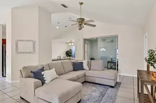 5485 Ashton Manor Dr, Sarasota, FL 34233 - Photo 12