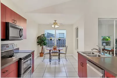 5485 Ashton Manor Drive, Sarasota, FL 34233 - Photo 18