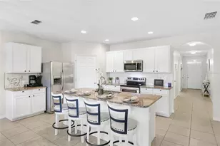 24413 Bandoni Pl, Venice, FL 34293 - Photo 8