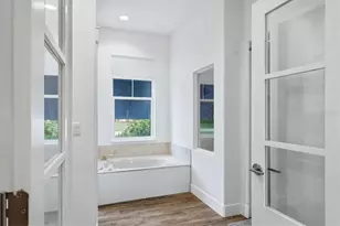 4575 Satinleaf Ln, Sarasota, FL 34241 - Photo 26