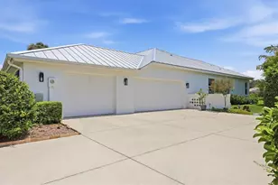 4575 Satinleaf Ln, Sarasota, FL 34241 - Photo 6