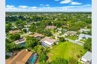 4010 Country View Drive, Sarasota, FL 34233 - Photo 48