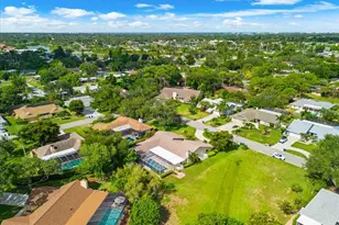 4010 Country View Dr, Sarasota, FL 34233 - Photo 48