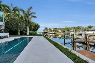 500 Harbor Cove Cir, Longboat Key, FL 34228 - Photo 10