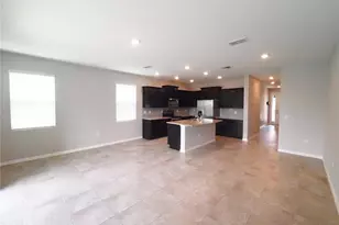 4444 Aqua Mirage St, Sarasota, FL 34238 - Photo 6