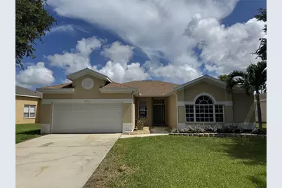 4815 50th Avenue W, Bradenton, FL 34210 - Photo 2