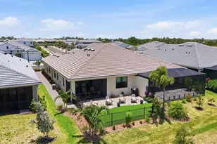 18839 Dayspring Pl, Venice, FL 34293 - Photo 10