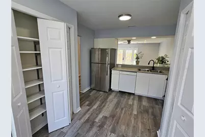 13817 Stone Mill Way, Tampa, FL 33613 - Photo 6