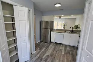 13817 Stone Mill Way, Tampa, FL 33613 - Photo 6