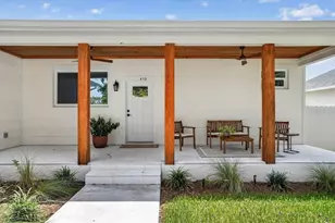 412 17th Ave W, Palmetto, FL 34221 - Photo 2