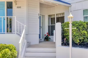 879 Audubon Dr, Bradenton, FL 34209 - Photo 2