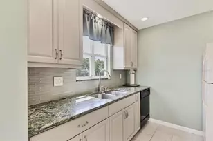 879 Audubon Dr, Bradenton, FL 34209 - Photo 16