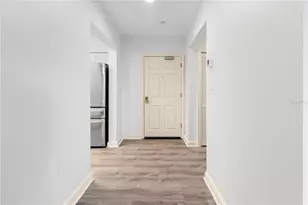 3731 Sarasota Square Blvd, Sarasota, FL 34238 - Photo 10