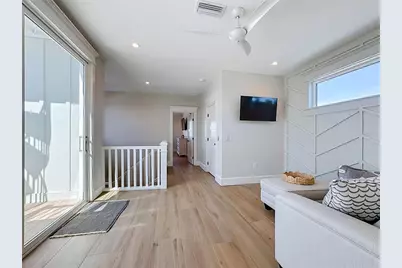 2918 Gulf Drive, Bradenton Beach, FL 34217 - Photo 26