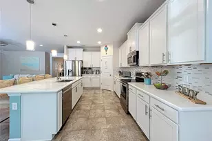 15208 Las Olas Pl, Bradenton, FL 34212 - Photo 14