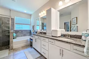 15208 Las Olas Pl, Bradenton, FL 34212 - Photo 28