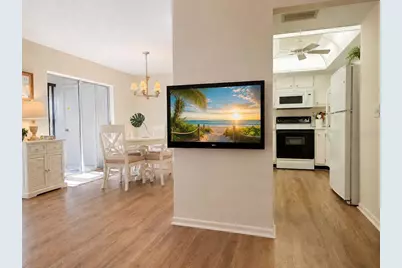 6132 7th Avenue W #6132, Bradenton, FL 34209 - Photo 2