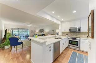 376 Springdale Dr, Bradenton, FL 34210 - Photo 4