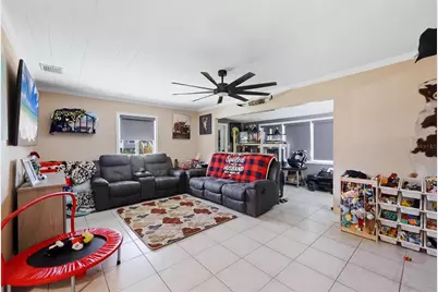 1111 51st Avenue W, Bradenton, FL 34207 - Photo 6