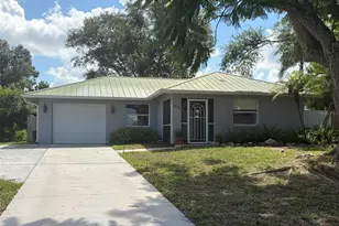5031 Preston Way, Sarasota, FL 34232 - Photo 2