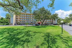 8625 Midnight Pass Rd, Sarasota, FL 34242 - Photo 2