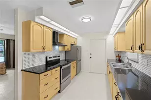 5701 Blount Ave, Sarasota, FL 34231 - Photo 8