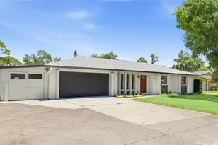 5701 Blount Ave, Sarasota, FL 34231 - Photo 2
