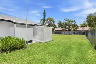5701 Blount Ave, Sarasota, FL 34231 - Photo 26