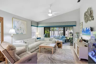 211 Carriage House Lane #211, Nokomis, FL 34275 - Photo 6
