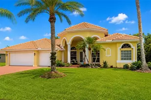 14711 2nd Ave Cir NE, Bradenton, FL 34212 - Photo 1