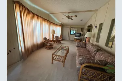 8519 Buckingham Place, Palmetto, FL 34221 - Photo 16